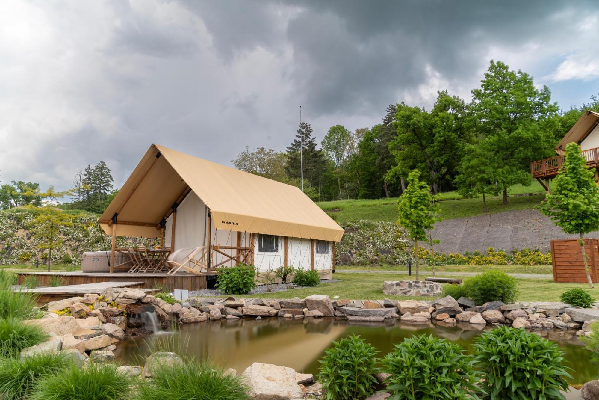 فندق Forrest Glamping Banská Štiavnica المظهر الخارجي الصورة