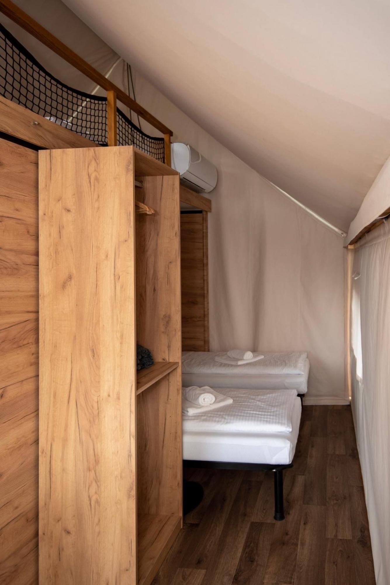 فندق Forrest Glamping Banská Štiavnica المظهر الخارجي الصورة