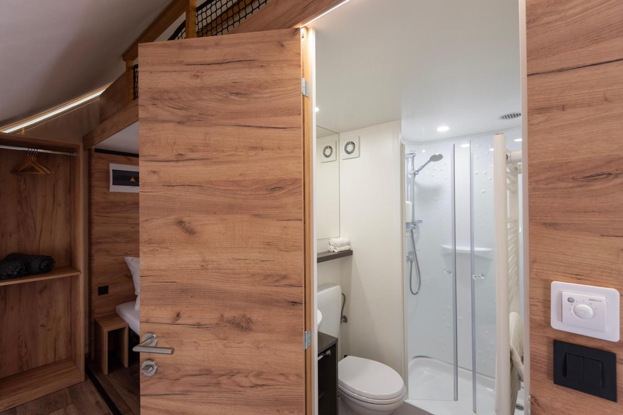 فندق Forrest Glamping Banská Štiavnica المظهر الخارجي الصورة