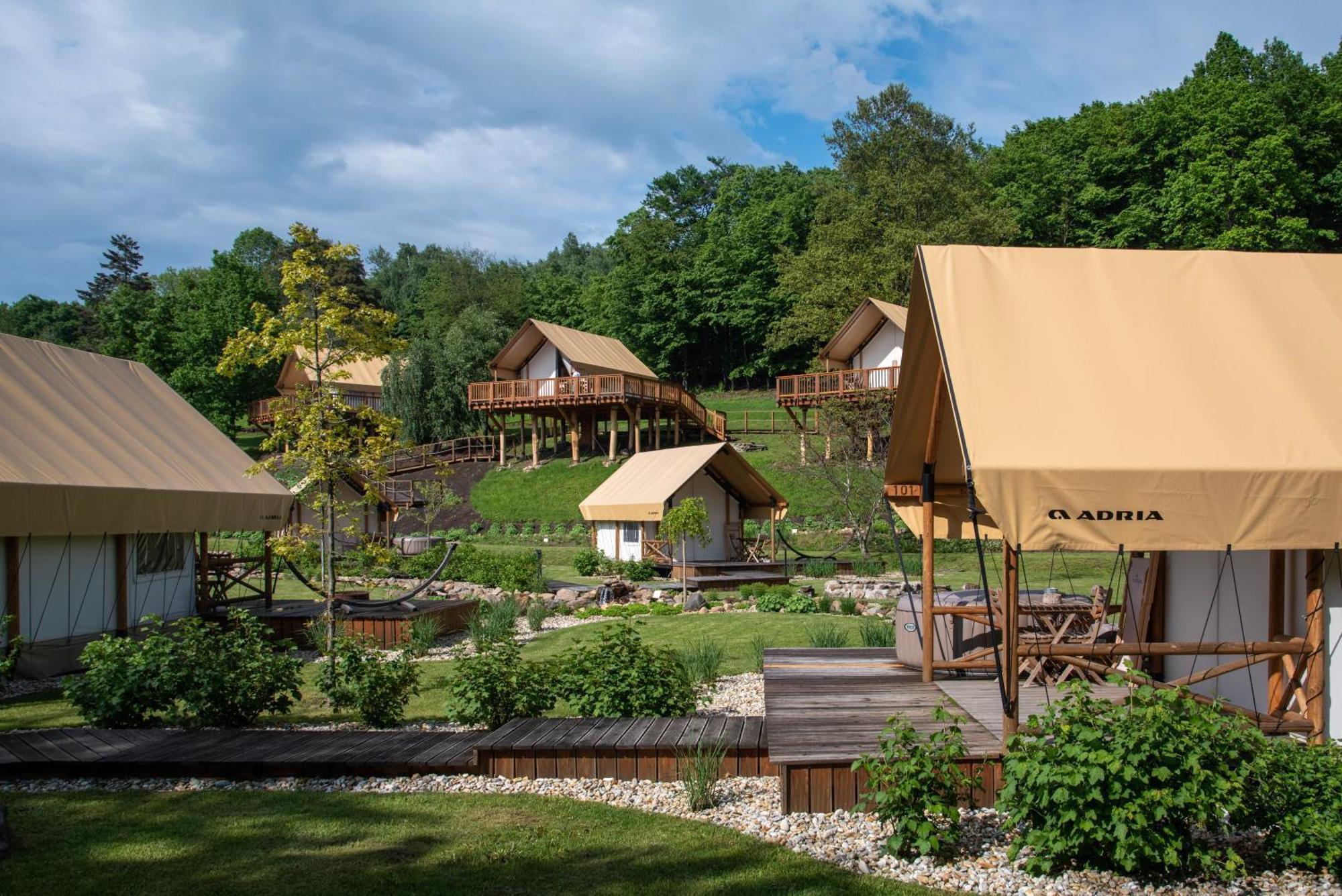فندق Forrest Glamping Banská Štiavnica المظهر الخارجي الصورة