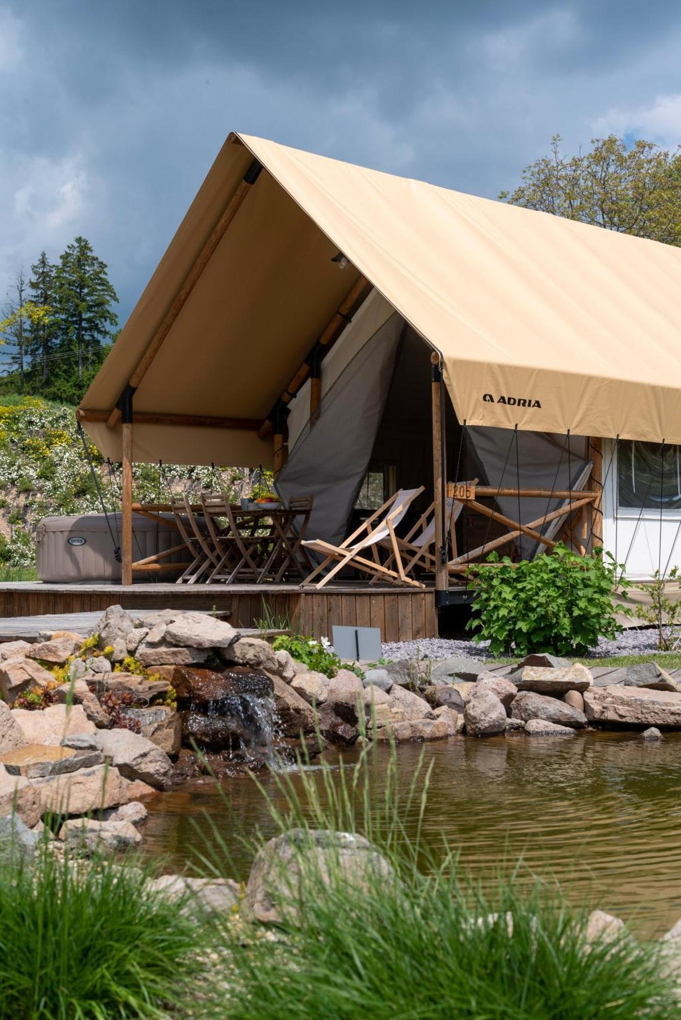فندق Forrest Glamping Banská Štiavnica المظهر الخارجي الصورة