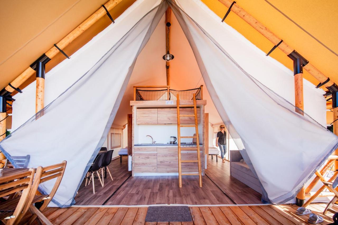 فندق Forrest Glamping Banská Štiavnica المظهر الخارجي الصورة